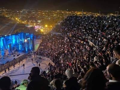 سماوي: إدارة مهرجان جرش مسؤولة عن قضية التباعد.. والطراونة: ما حدث يهدد الأمن الصحي الاردني