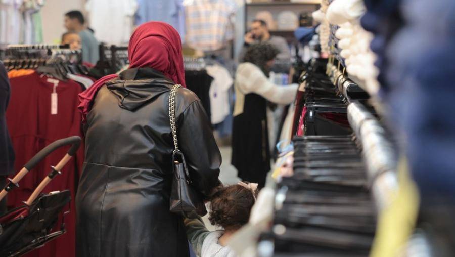 تجارة عمان: إقبال جيد على الملابس والأحذية في الجمعة البيضاء