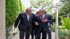 الملك يزور رئيس الوزراء العراقي الأسبق إياد علاوي في منزله معزيا بوفاة نجله