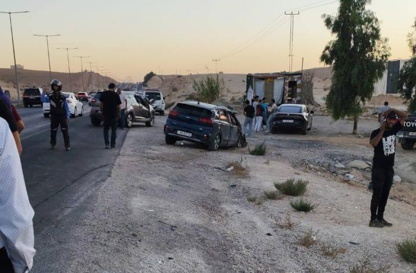 وفاة و5 اصابات بتصادم 4 مركبات في الزرقاء