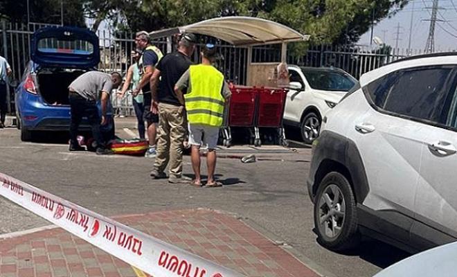 فيديو.. مقتل مستوطن وإصابة آخرين بعملية دهس وإطلاق نار في غوش عتصيون