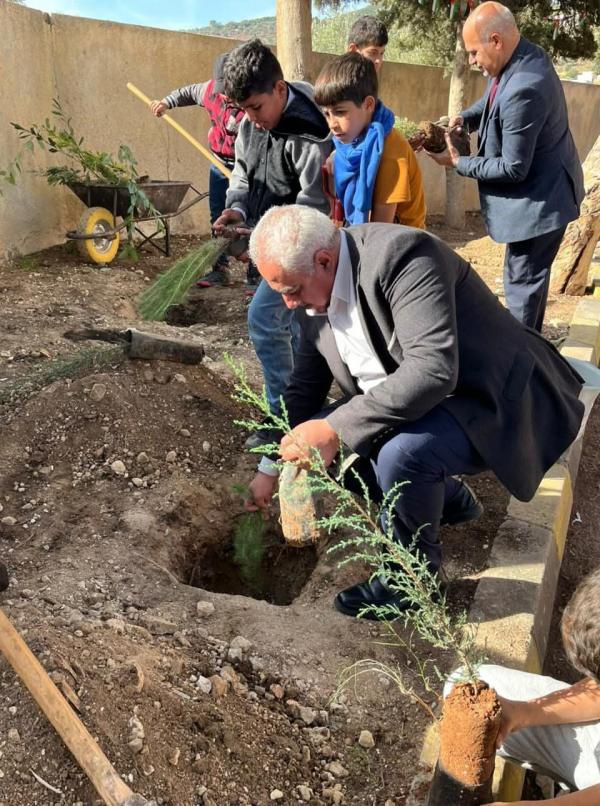جويعد يرعى انطلاق مبادرة زراعة مليون شجرة في عجلون