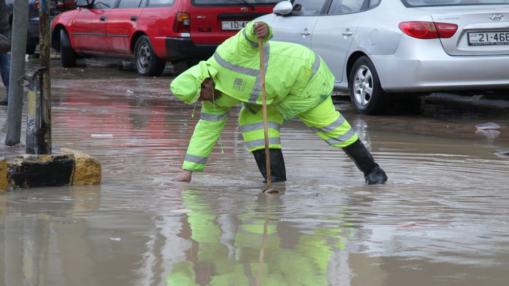 أمانة عمّان تنفذ خطة الطوارئ الخاصة بتوزيع الكوادر في العاصمة
