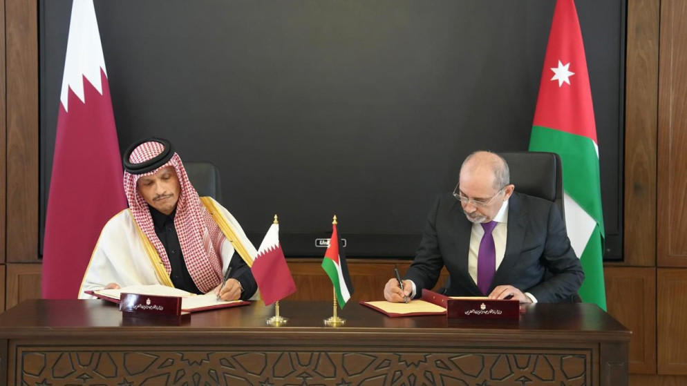 الأردن وقطر يوقّعان مذكرات تفاهم سياسية واقتصادية في مجالات عدة