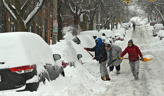 الخارجية تتابع أوضاع الأردنيين في اميركا بظل العاصفة الثلجية.. وتحذر
