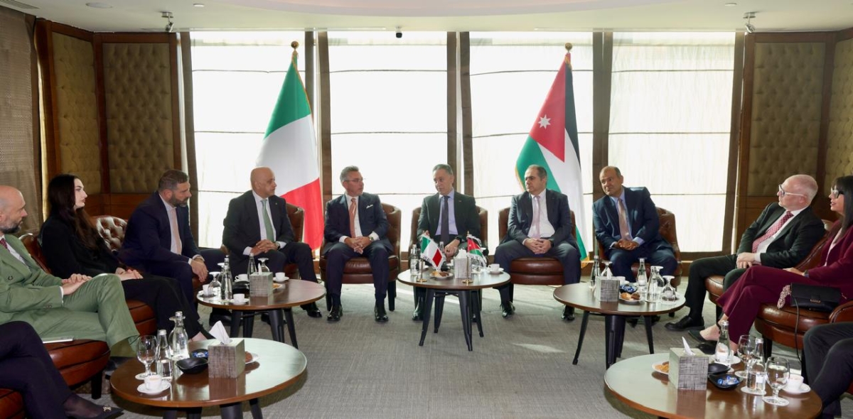 القضاة وابو غزالة يدعوان القطاع الخاص الإيطالي للمشاركة بمؤتمر  الأردن والاتحاد الأوروبي للاستثمار