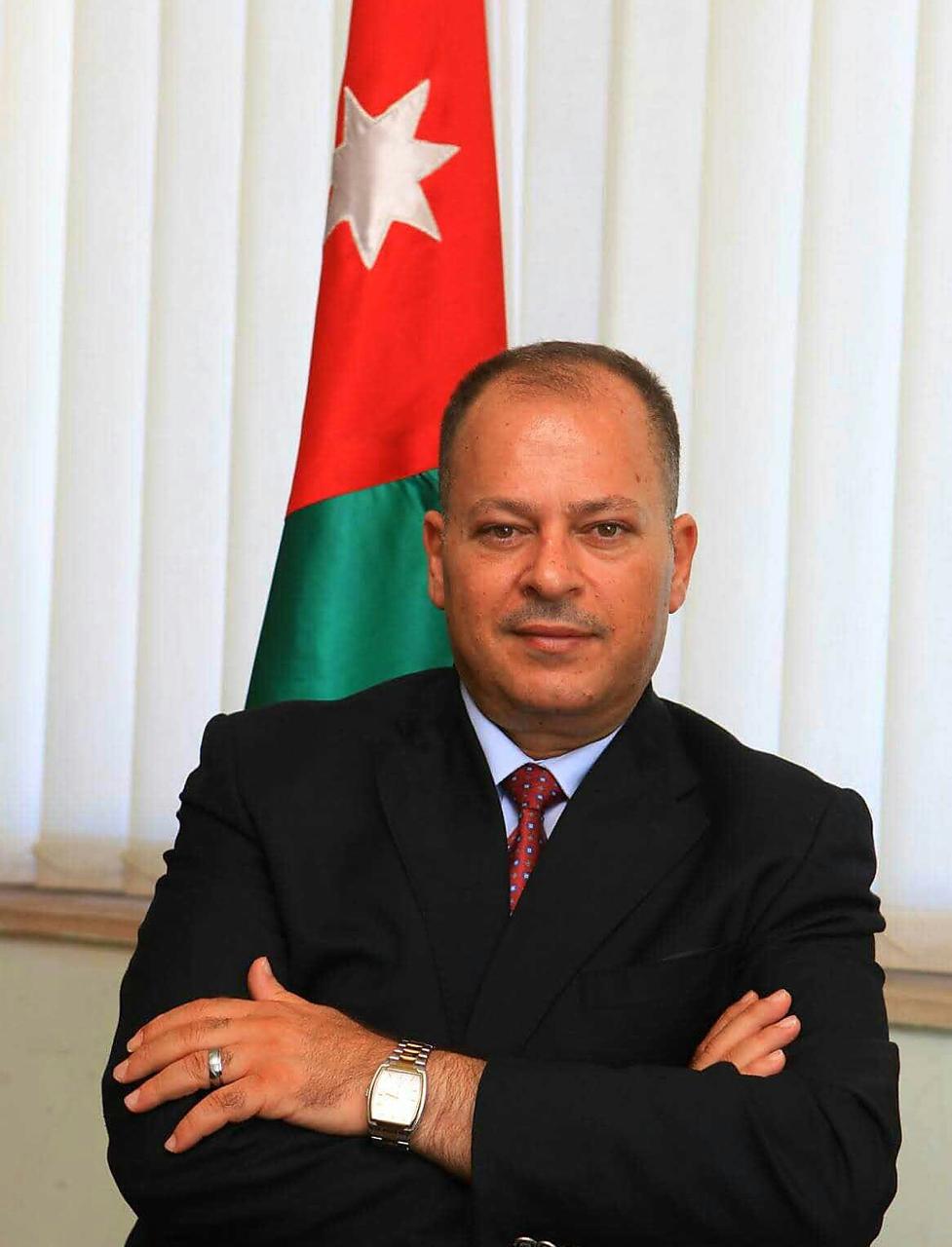 الدُّكتورُ جَعفَرُ حَسّان يَستَبِقُ الأَحداثَ: