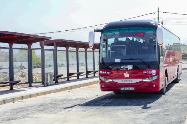 النقل تستعد لإطلاق 7 مسارات منتظمة تربط بين عمان والمحافظات (تفاصيل)
