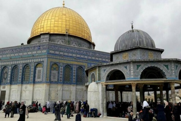 الأوقاف: زيادة شهرية بمقدار 70 ديناراً لموظفي أوقاف القدس