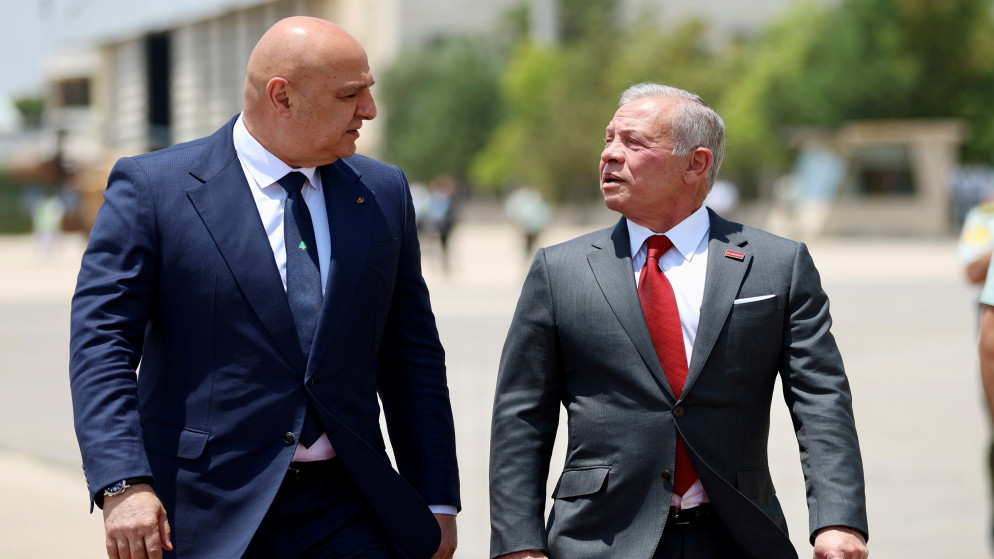 الملك يجري اتصالا هاتفيا مع الرئيس اللبناني ويؤكد وقوف الأردن إلى جانب لبنان