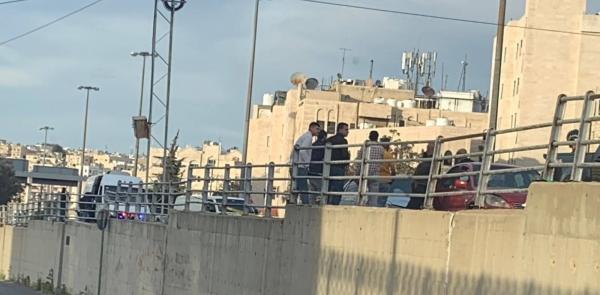 الأمن: التعامل مع حقيبة في شارع الاستقلال وتبين أنها فارغة