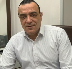 ثمانون عاما والوطن يكبر بالعزيمة