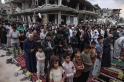 بالصور... صلاة عيد الأضحى بين الركام وبلا أضاحٍ وغياب أبسط مظاهر الفرح في قطاع غزة