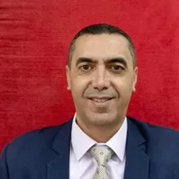 أبو ليلى .. ممكن صورة؟