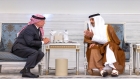 الملك يقدم العزاء إلى أمير دولة قطر بوفاة الشيخ حمد