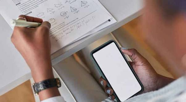 التربية تكشف موعد إعلان النتائج: 292 مخالفة خلال امتحانات التوجيهي وتصحيح أكثر من نصف المباحث