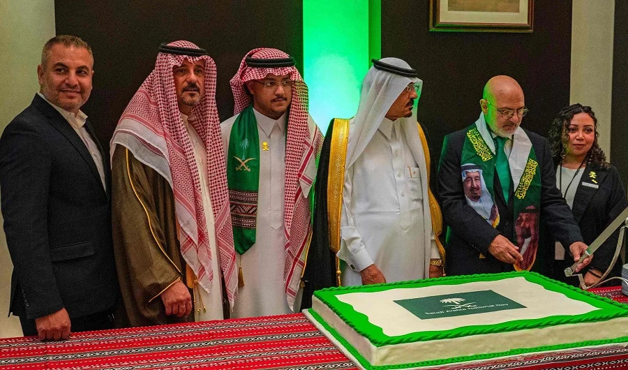 راديسون بلو، الرياض المنهل يحتفي باليوم الوطني السعودي بروح من المشاركة