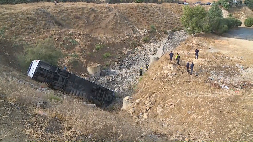وفاتان و51 إصابة بحادثين مروعيين.. وأزدحامات مرورية مع أول هطول مطري (تفاصيل)